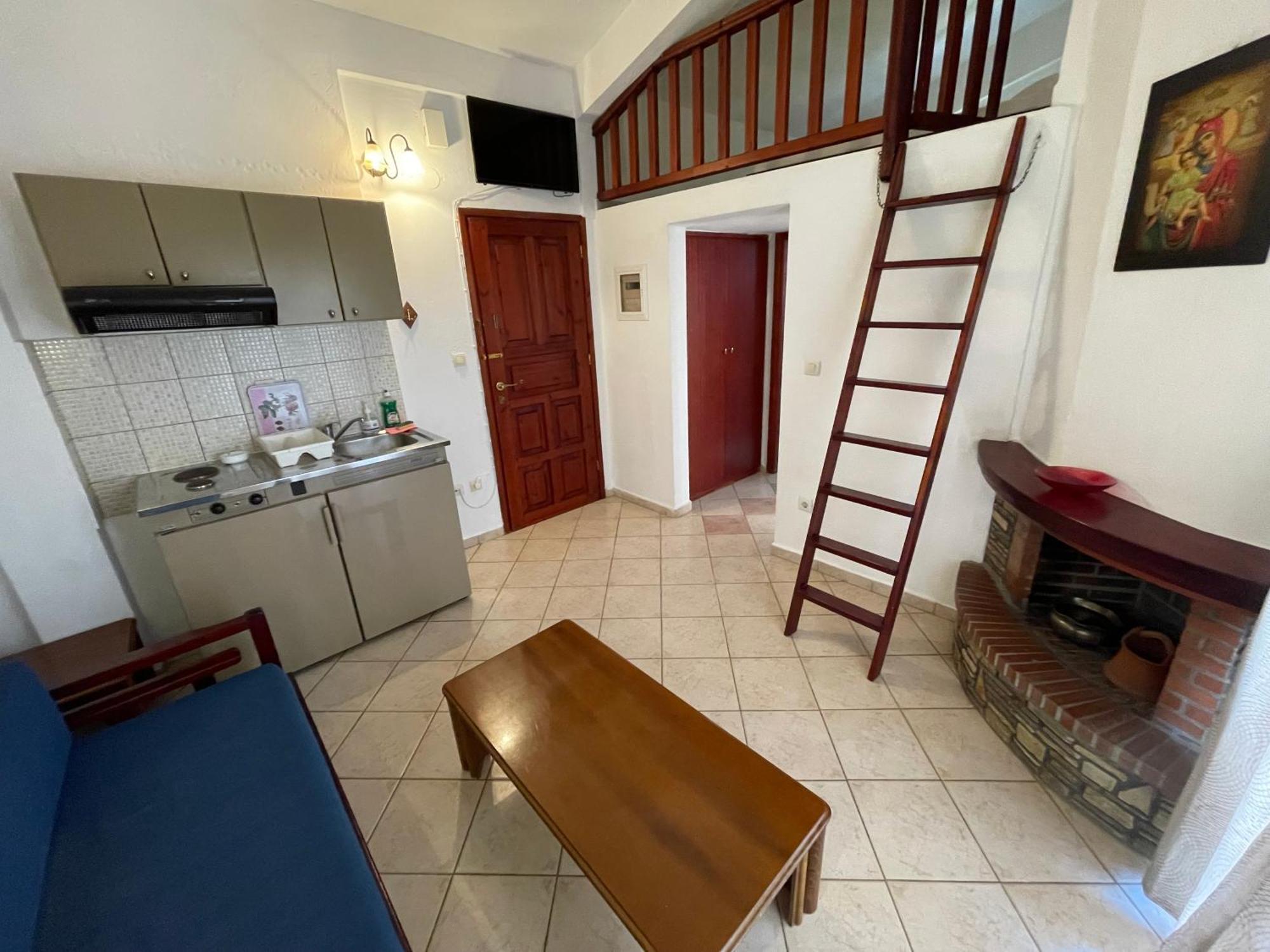 Galazia Akti Seaside Apartments Nikiti  Zimmer foto