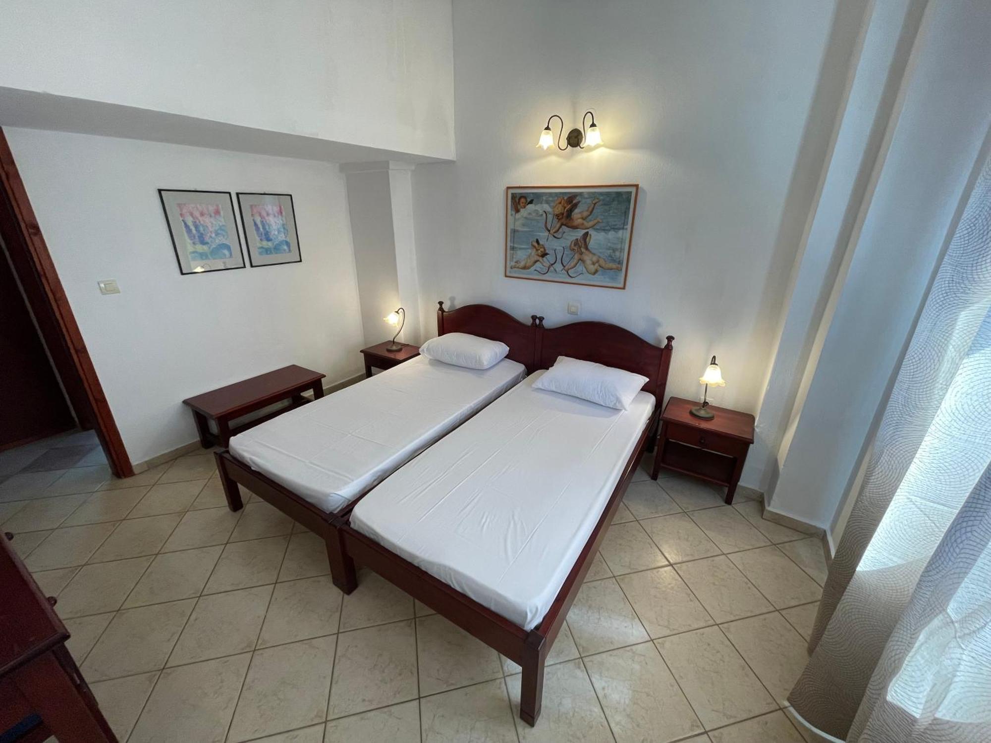 Galazia Akti Seaside Apartments Nikiti  Zimmer foto